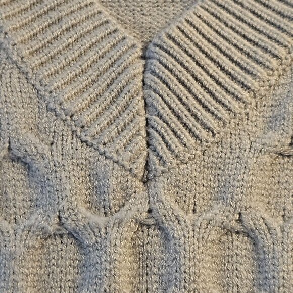 Gray Cable Knit Sweater Vest Women M Y2K Light Academia Preppy Layered Luxe - Picture 4 of 8